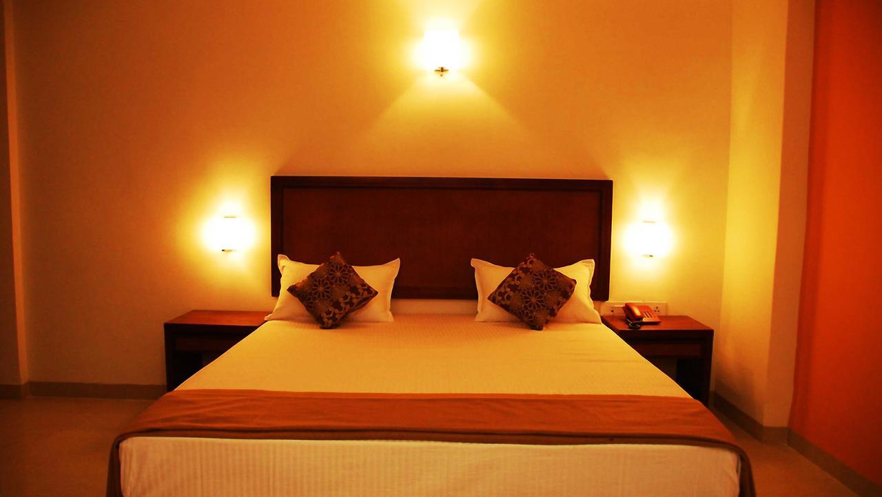 Budget Hotel Khammam Екстериор снимка