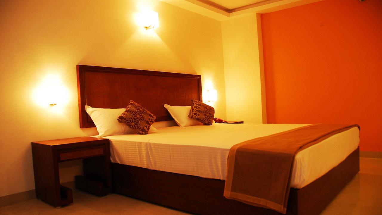 Budget Hotel Khammam Екстериор снимка
